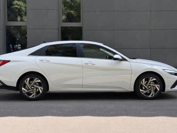 2026 Hyundai Elantra VII (CN7) Рестайлинг, белый, 2150000 рублей - вид 4