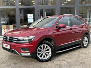 2017 Volkswagen Tiguan II, красный, 2500000 рублей, вид 1