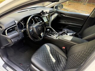 2020 Toyota Camry VIII (XV70), белый, 2250000 рублей, вид 5