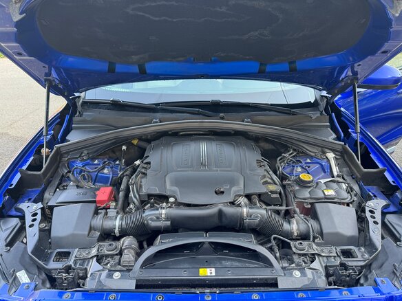 2017 Jaguar F-Pace S I, синий, 3000000 рублей - вид 15