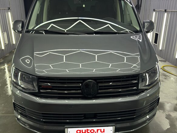 2018 Volkswagen Multivan T6, серый, 4705000 рублей - вид 2