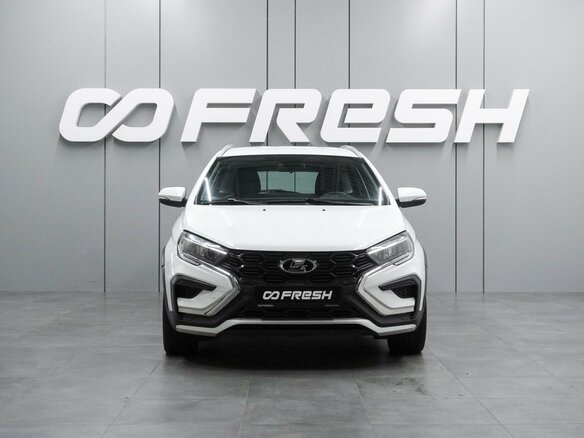 2024 Lada (ВАЗ) Vesta SW Cross I Рестайлинг (NG), белый, 1299000 рублей - вид 2