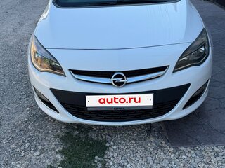 2013 Opel Astra J Рестайлинг, белый, 830000 рублей, вид 2