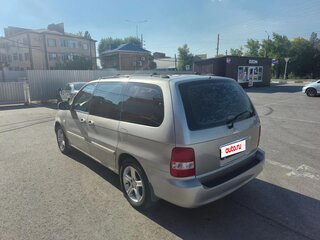 2003 Kia Carnival I Рестайлинг, серебристый, 560000 рублей, вид 4