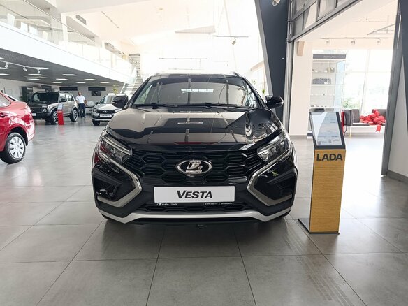 2026 Lada (ВАЗ) Vesta SW Cross I Рестайлинг (NG), чёрный - вид 1