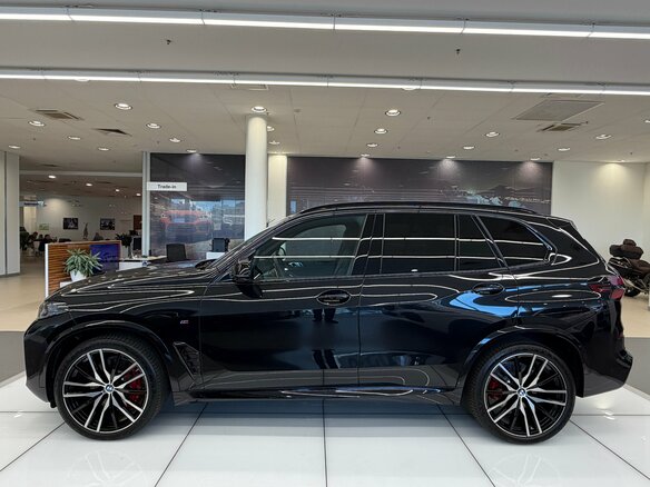 2026 BMW X5 40d IV (G05/G18) Рестайлинг, чёрный - вид 7