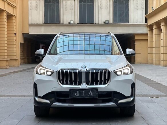 2023 BMW X1 20Li sDrive III (U11/U12), белый - вид 1