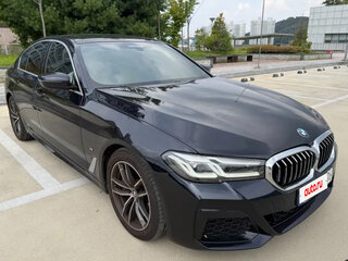 2023 BMW 5 серии 520i VII (G30/G31/G38) Рестайлинг, чёрный, 4888777 рублей, вид 3