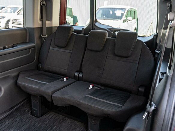 2021 Honda Stepwgn Spada V Рестайлинг, красный, 2650000 рублей - вид 8