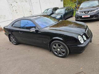 2001 Mercedes-Benz CLK-Класс 230 I (W208) Рестайлинг, чёрный, 830000 рублей, вид 5