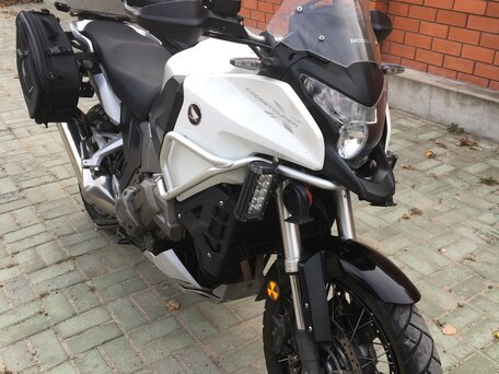 2012 Honda VFR 1200X (Crosstourer), белый, 890000 рублей, вид 2