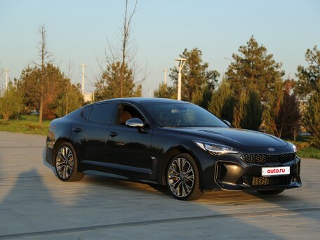 2018 Kia Stinger I, серый, 2215000 рублей, вид 1
