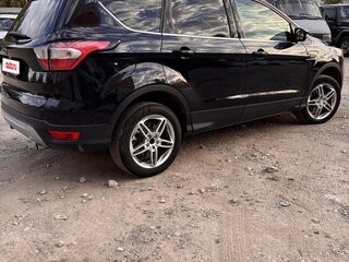 2016 Ford Kuga II Рестайлинг, чёрный, 1450000 рублей, вид 3