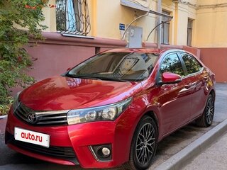 2013 Toyota Corolla XI (E160, E170, E180), красный, 1500000 рублей, вид 2