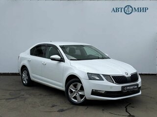 2018 Skoda Octavia III (A7) Рестайлинг, белый, 1029000 рублей, вид 3