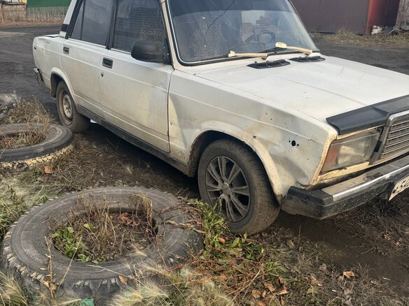 2003 Lada (ВАЗ) 2107, белый, 60000 рублей - вид 2