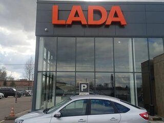 2026 Lada (ВАЗ) Granta I Рестайлинг, серебристый, 1058900 рублей, вид 4