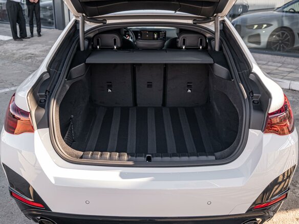 2025 BMW 4 серии Gran Coupe 420i G22, G23, G26 Рестайлинг, белый, 6250000 рублей - вид 24