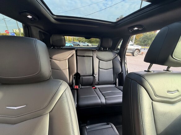 2021 Cadillac XT5 I Рестайлинг, чёрный, 3500000 рублей - вид 13