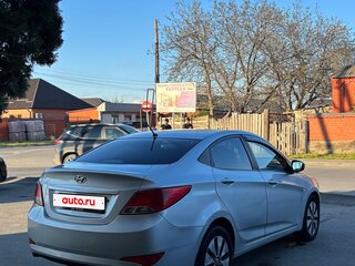 2016 Hyundai Solaris I Рестайлинг, серебристый, 720000 рублей, вид 5