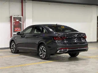 2023 Volkswagen Sagitar III Рестайлинг, серый, 1790000 рублей, вид 5