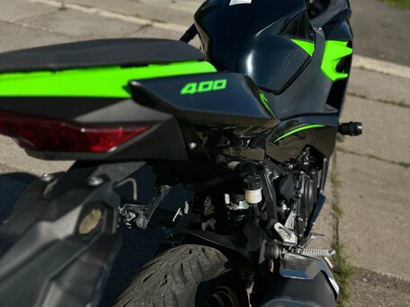 2019 Kawasaki Ninja 400, зелёный, 590000 рублей, вид 5