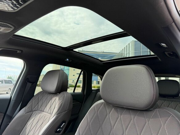 2026 Geely Monjaro I Рестайлинг 2 (China Market), зелёный, 4200000 рублей - вид 19
