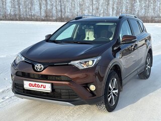 2017 Toyota RAV4 IV (XA40) Рестайлинг, коричневый, 2500000 рублей, вид 2