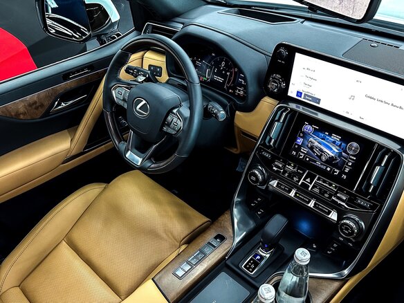 2025 Lexus LX 700h IV, белый, 19811600 рублей - вид 24