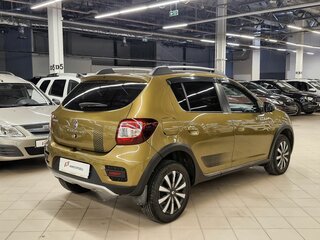 2017 Renault Sandero Stepway II, зелёный, 1059000 рублей, вид 3