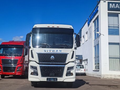 2026 Sinotruk Sitrak C7H, красный, 11972733 рублей, вид 2