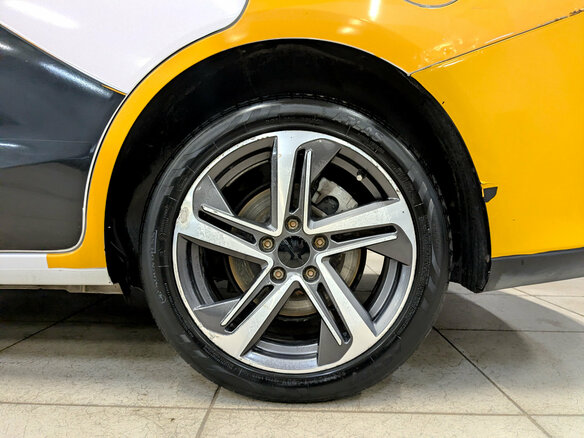 2024 BAIC U5 Plus, жёлтый, 720000 рублей - вид 16