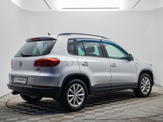 2016 Volkswagen Tiguan I Рестайлинг, серебристый, 1450000 рублей, вид 5