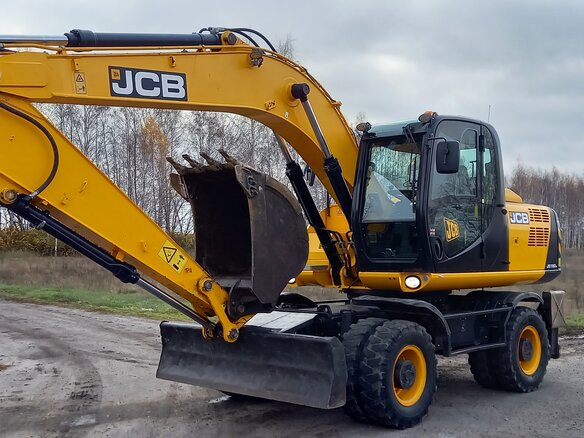 2017 JCB JS160, жёлтый, 8800000 рублей