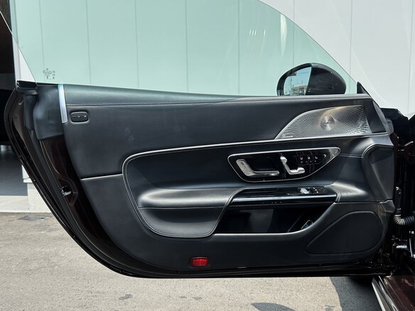 2024 Mercedes-Benz AMG GT 43 II, красный, 14000000 рублей - вид 23