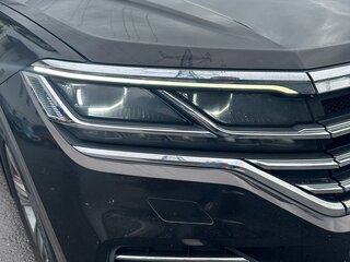 2019 Volkswagen Touareg III, коричневый, 4500000 рублей, вид 2