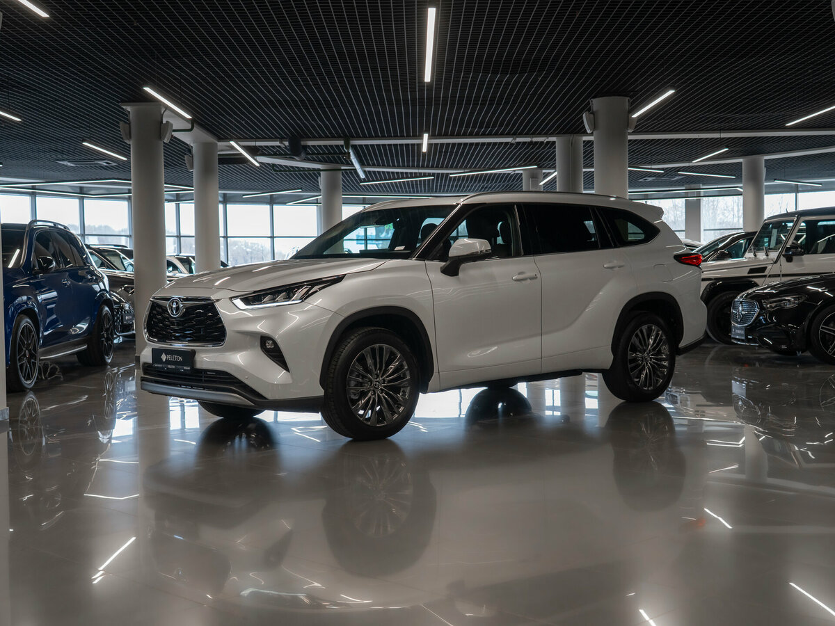 Открыть фотографии: Toyota Highlander IV (XU70)