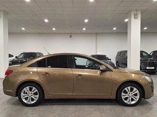 2014 Chevrolet Cruze I Рестайлинг, бежевый, 690000 рублей, вид 4
