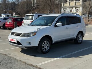 2007 Mitsubishi Outlander II, белый, 950000 рублей, вид 1