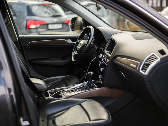 2012 Audi Q5 I (8R) Рестайлинг, чёрный, 1699000 рублей - вид 12