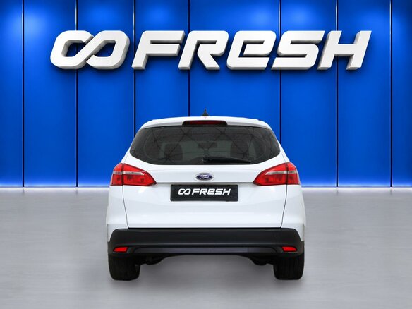 2017 Ford Focus III Рестайлинг, белый, 1190000 рублей - вид 3