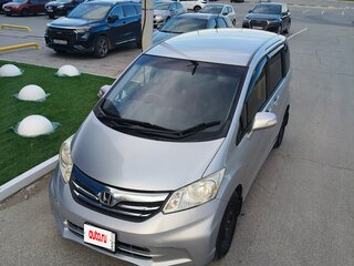 2012 Honda Freed I Рестайлинг, серебристый, 1093000 рублей, вид 4