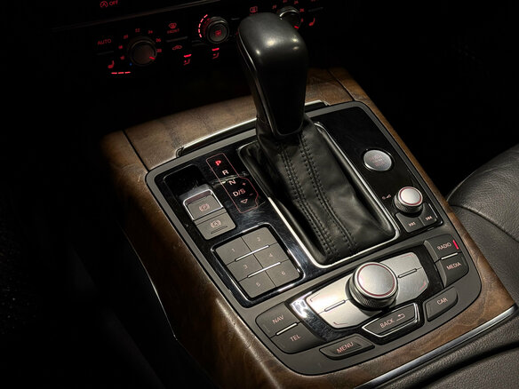 2015 Audi A6 IV (C7) Рестайлинг, чёрный, 1960000 рублей - вид 13