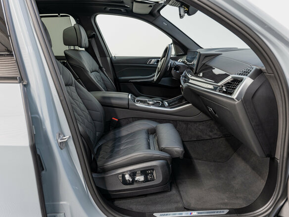 2025 BMW X5 40d IV (G05/G18) Рестайлинг, серый, 12990000 рублей - вид 16
