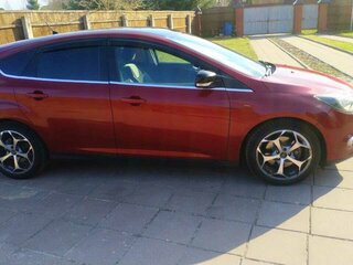 2012 Ford Focus III, красный, 750000 рублей, вид 2