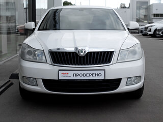 2012 Skoda Octavia II (A5) Рестайлинг, белый, 629000 рублей, вид 2
