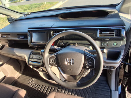 2020 Honda Stepwgn V Рестайлинг, чёрный, 2400000 рублей, вид 4