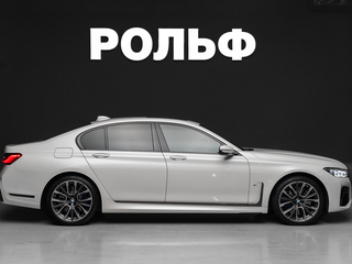 2020 BMW 7 серии 740d xDrive VI (G11/G12) Рестайлинг, белый, 6900000 рублей, вид 2
