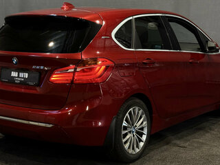 2019 BMW 2 серии Active Tourer 225xe F45 Рестайлинг, красный, 1850000 рублей, вид 5
