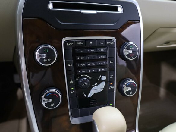 2011 Volvo S80 II Рестайлинг, белый, 1399000 рублей - вид 13